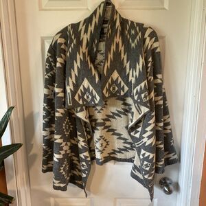 Market & Spruce Cardigan Women’s Size Small Grey Beige Southwestern Sweater